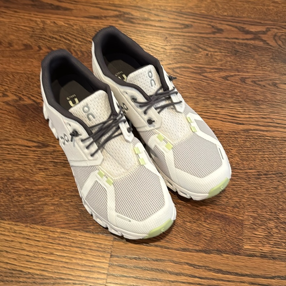 On Clouds 5 Push Running sneaker size 8 Brand New - Picture 2 of 6